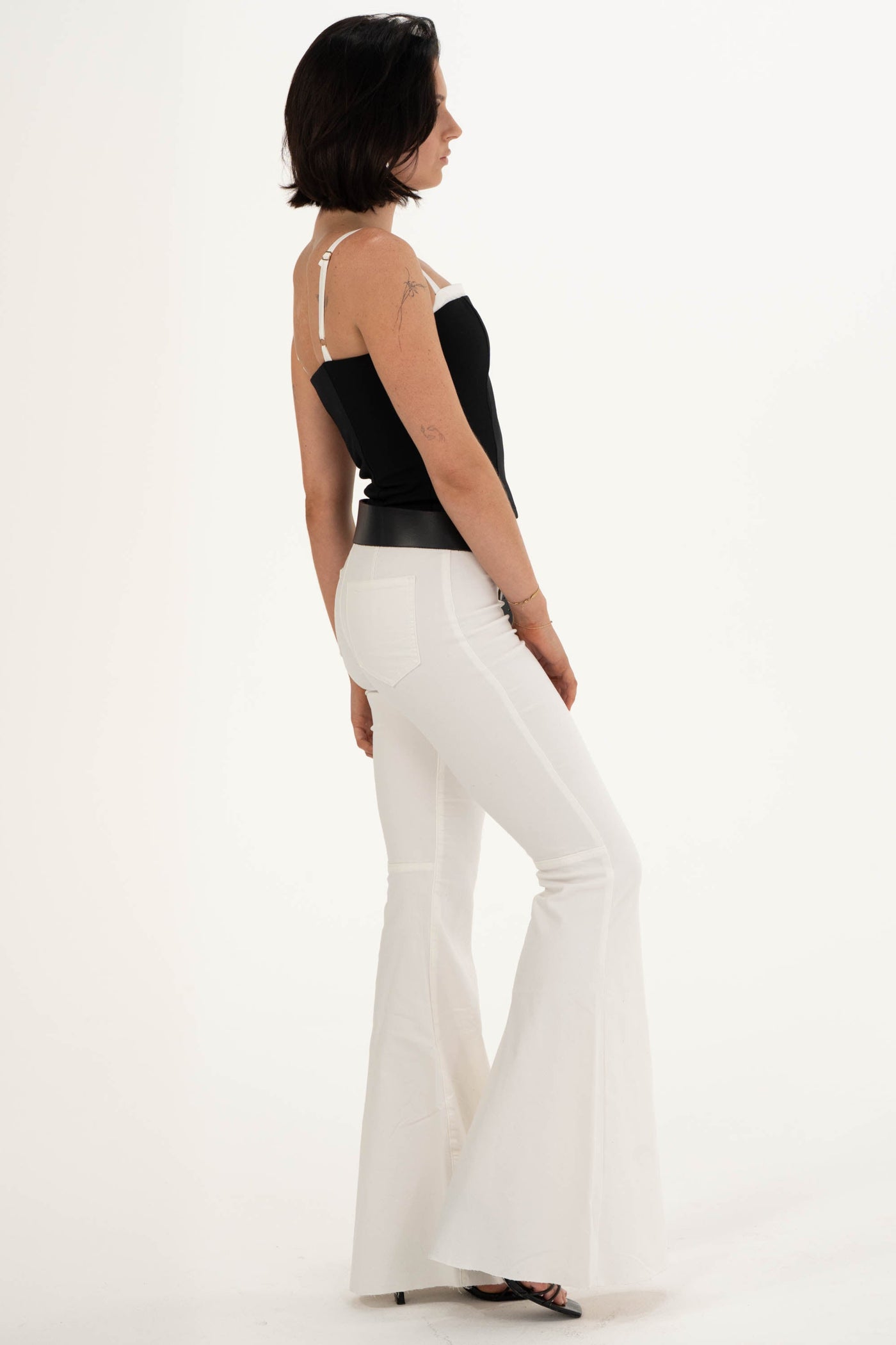 Graceland Flare Jeans | Snow
