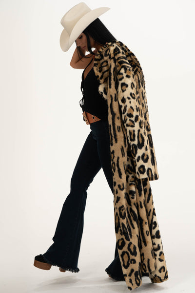 Miss Cindy Overcoat