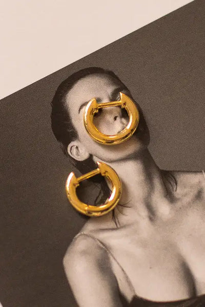 Sicily Huggies | Gold